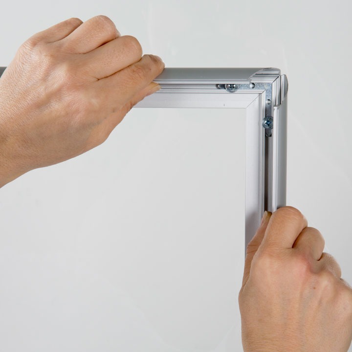MT Displays | Window Frames 1″